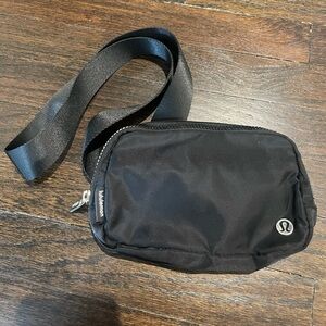 Lululemon bag